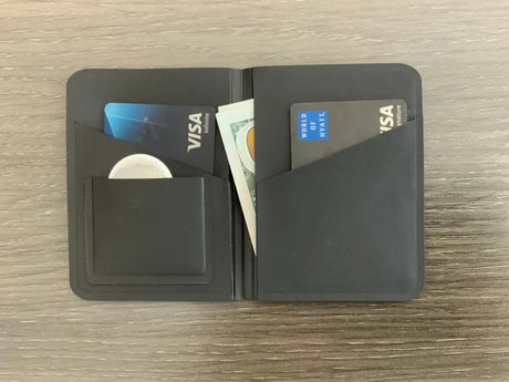 Fndn® Minimalist Card Wallet (With Airtag® Pocket) — alternate view 4