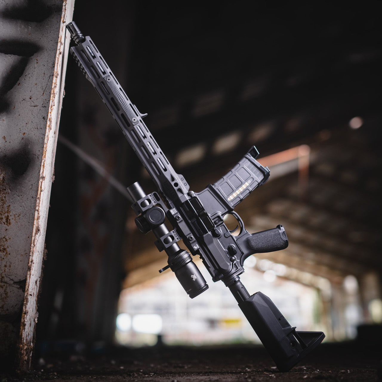 STNGR VLCN® M-LOK Free Float AR-15 Handguard – Flat Dark Earth — alternate view 4