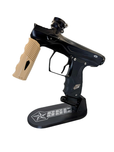 AMP Ergo Grip in Black