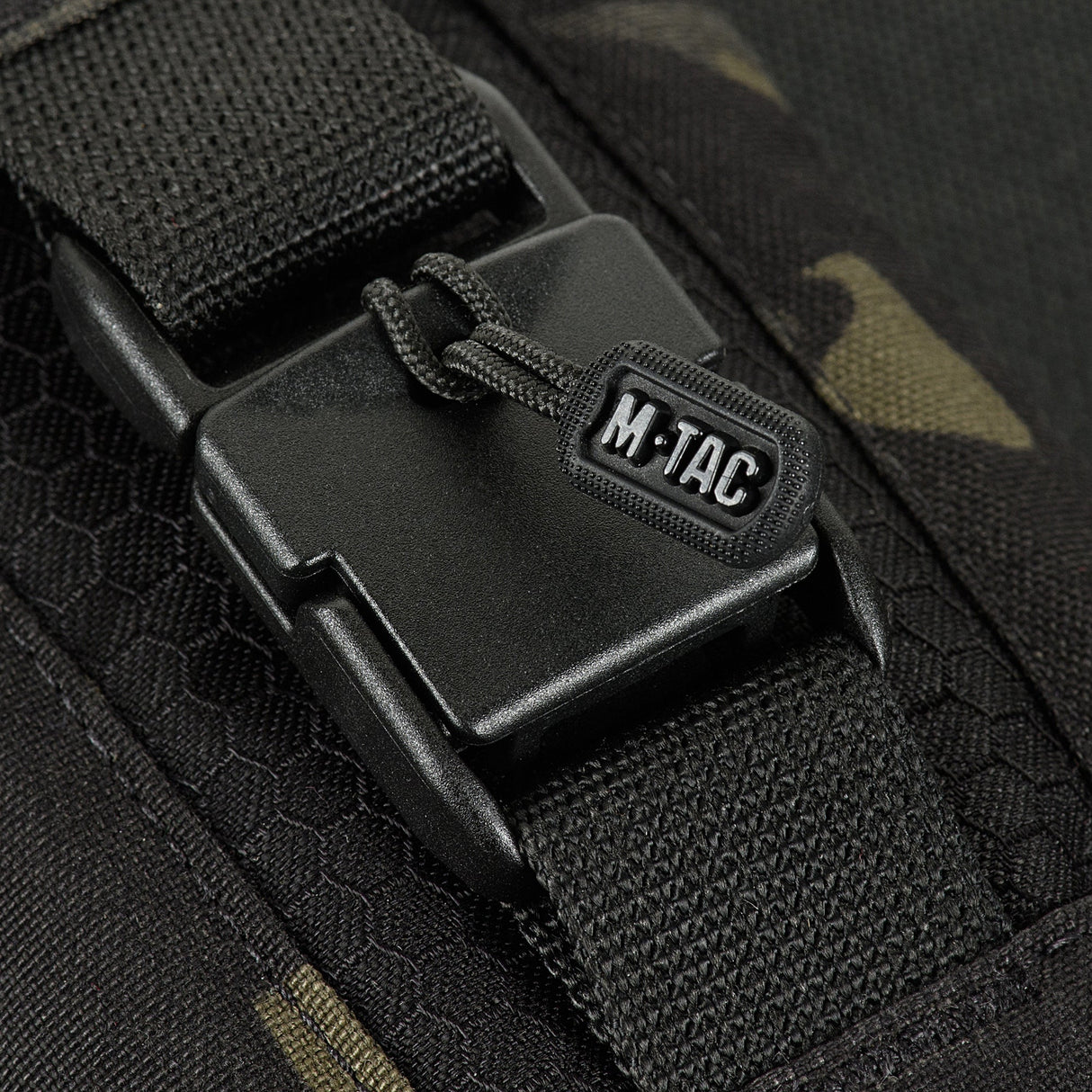 M-Tac Smartphone Pouch Elite Hex in Ranger Green, alternate view 5