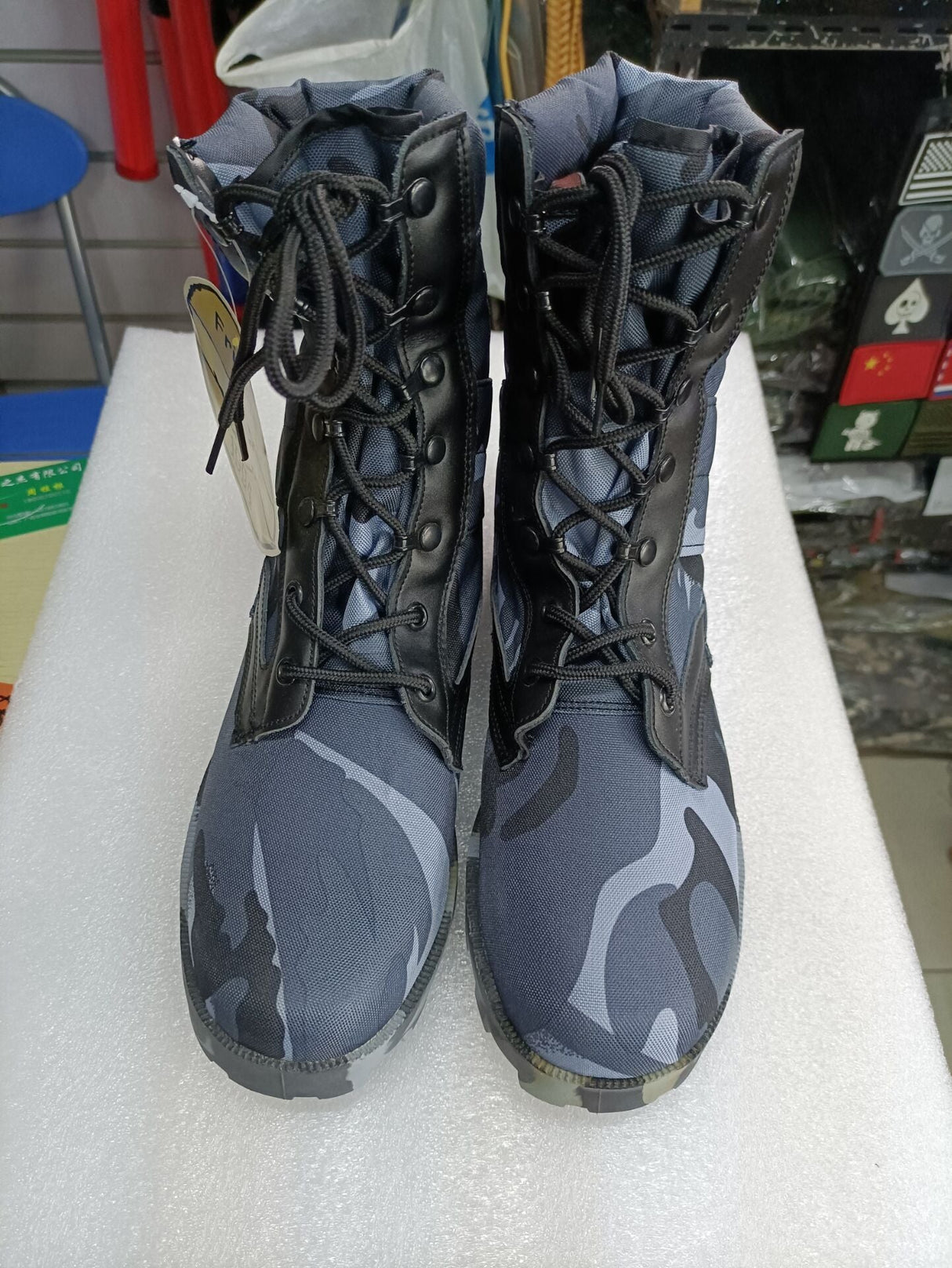 Raven Supply USMC-Style Combat Boots in Green, alternate view 9