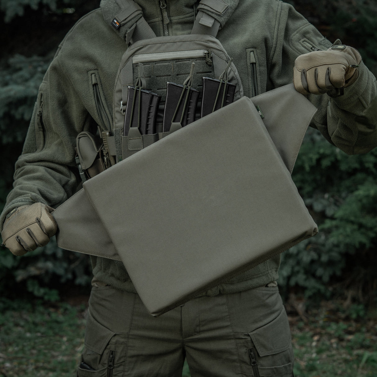 M-Tac Seat Mat with Belt, alternate view 19