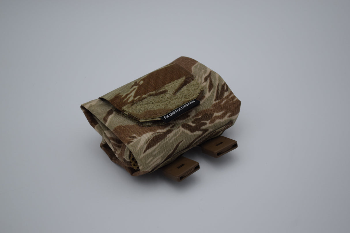 Tri-Fold Dump Pouch in M81 Woodland, alternate view 11