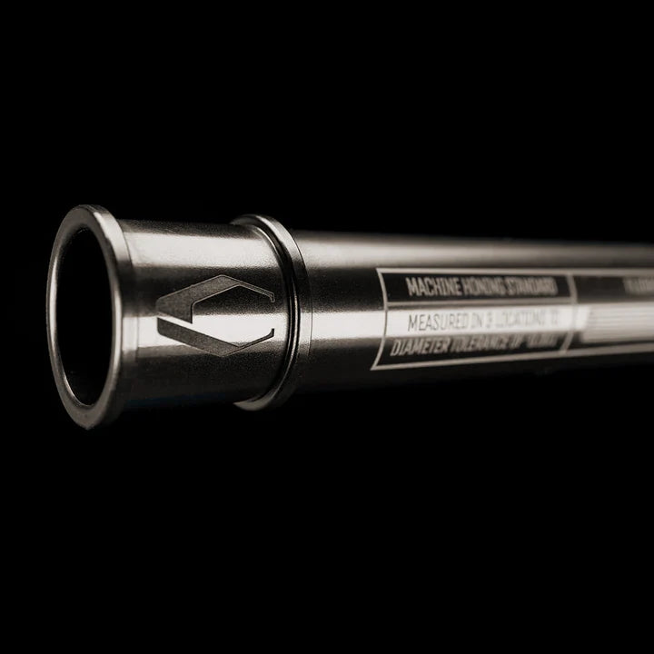 CRBN FP PWR Låsrörsinsats — 8.5" Fluorpolymerbelagd (Välj Borrstorlek)