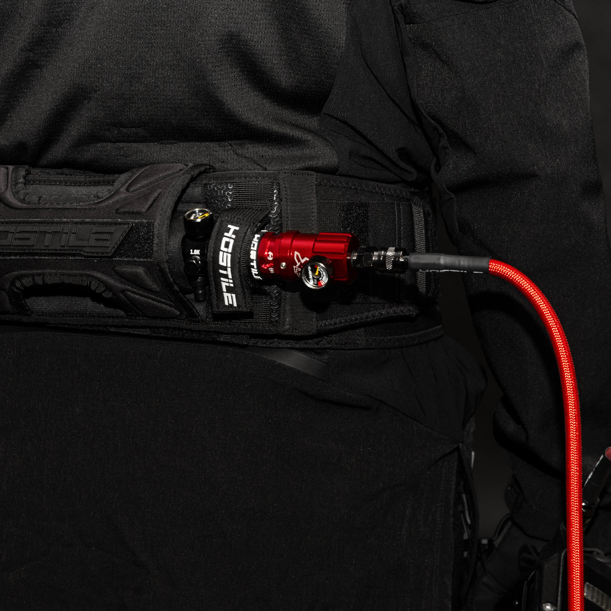 Hostile® XLP Regulator - Top Port Quick-Disconnect - Red, alternate view 2