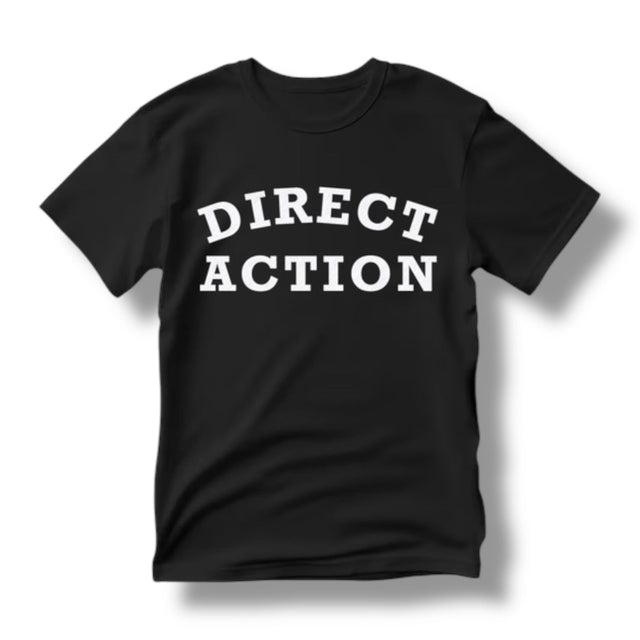 DA Basic Graphic Tee in BLACK