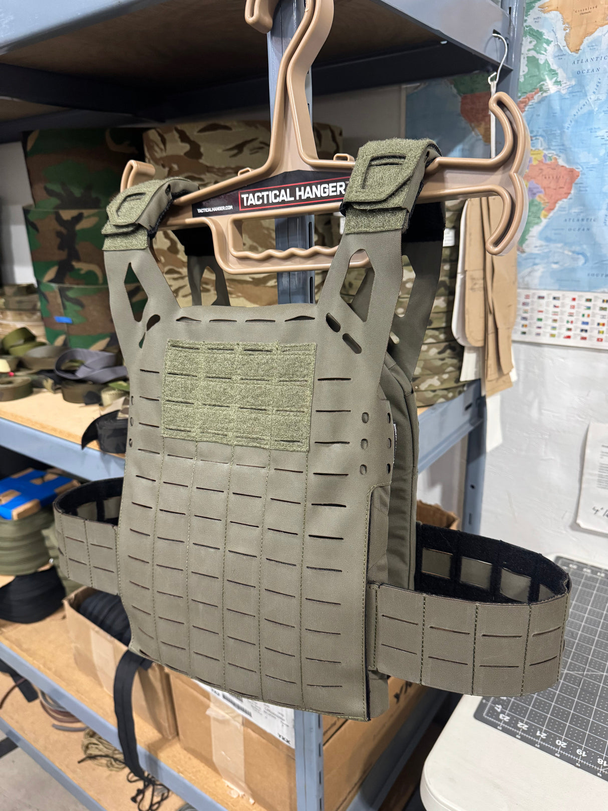 BETA Testing Plate Carrier in Coyote Brown, alternate view 14