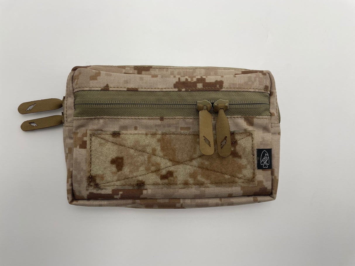 GP Slim Pouch in AOR1 (Without Front Loop Field), alternate view 17