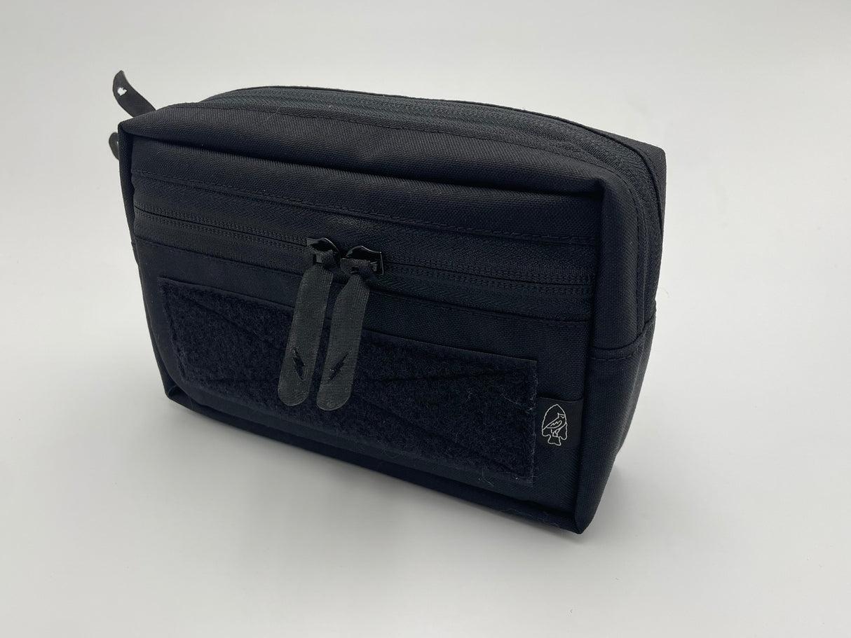 GP THICC Pouch in AOR1, alternate view 10