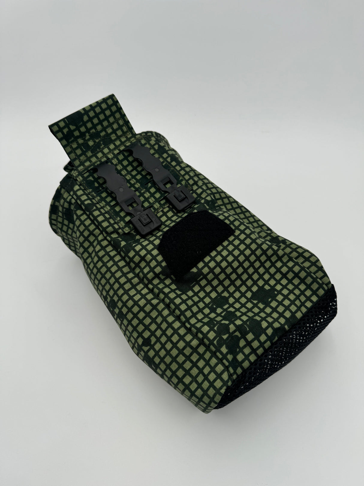 Tri-Fold Dump Pouch, alternate view 25