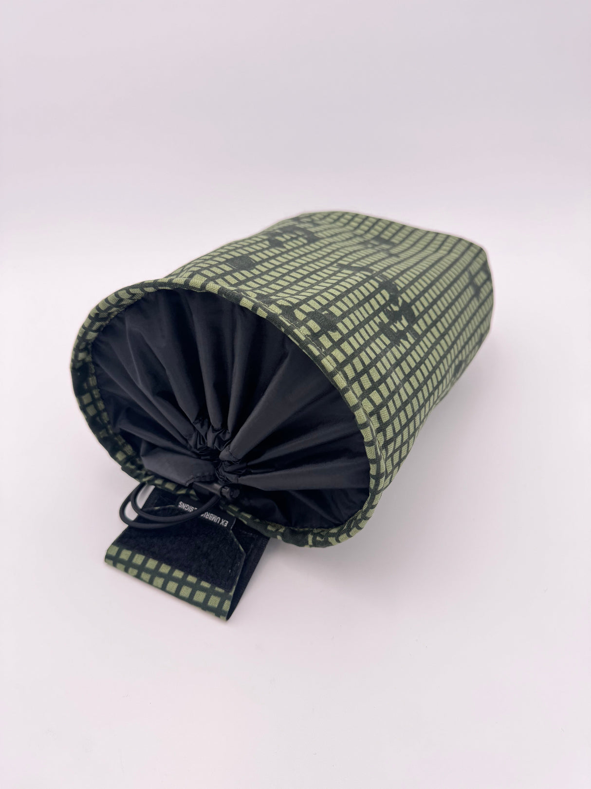 Tri-Fold Dump Pouch, alternate view 24
