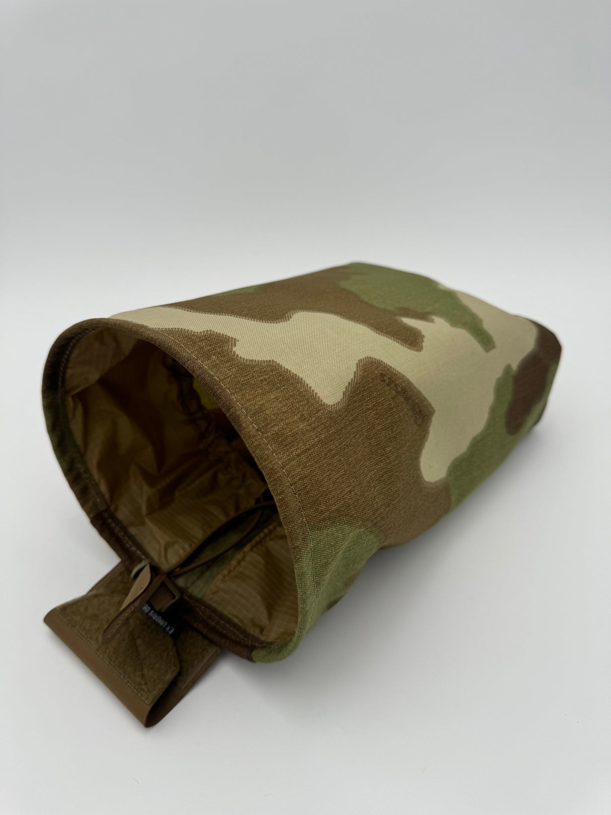 Tri-Fold Dump Pouch, alternate view 31