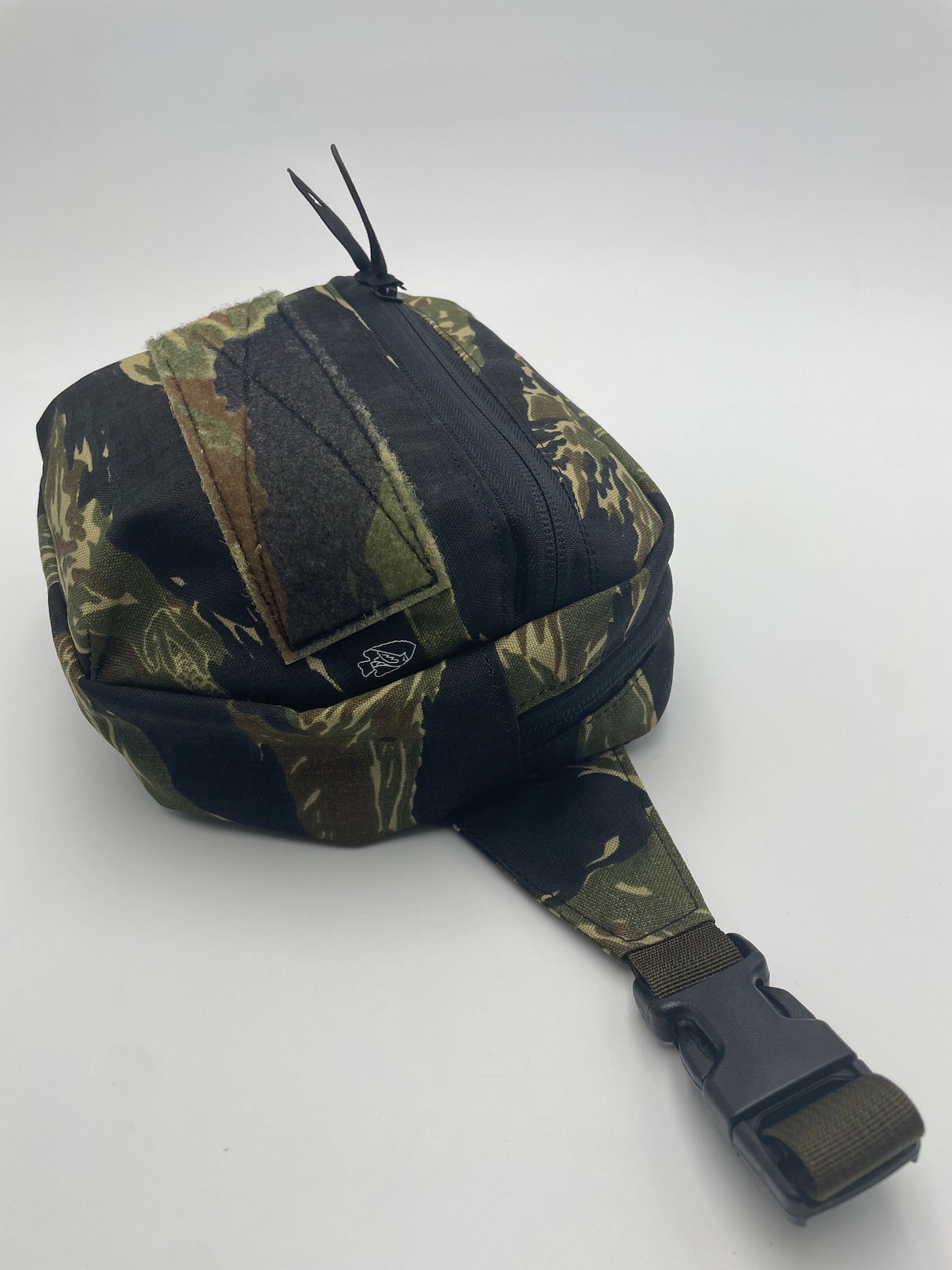 Multifunctional Fanny Pack (Various Colors and Patterns) in DCU, alternate view 20