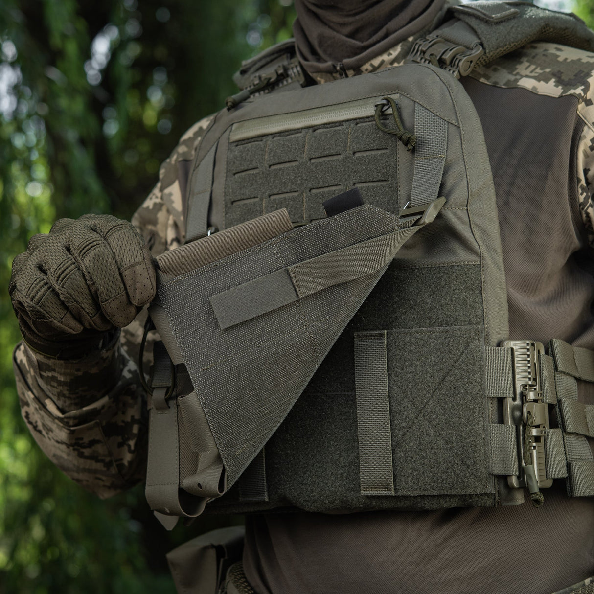 M-Tac Front Panel for Plate Carrier Cuirass QRS (4 Magazine), alternate view 78