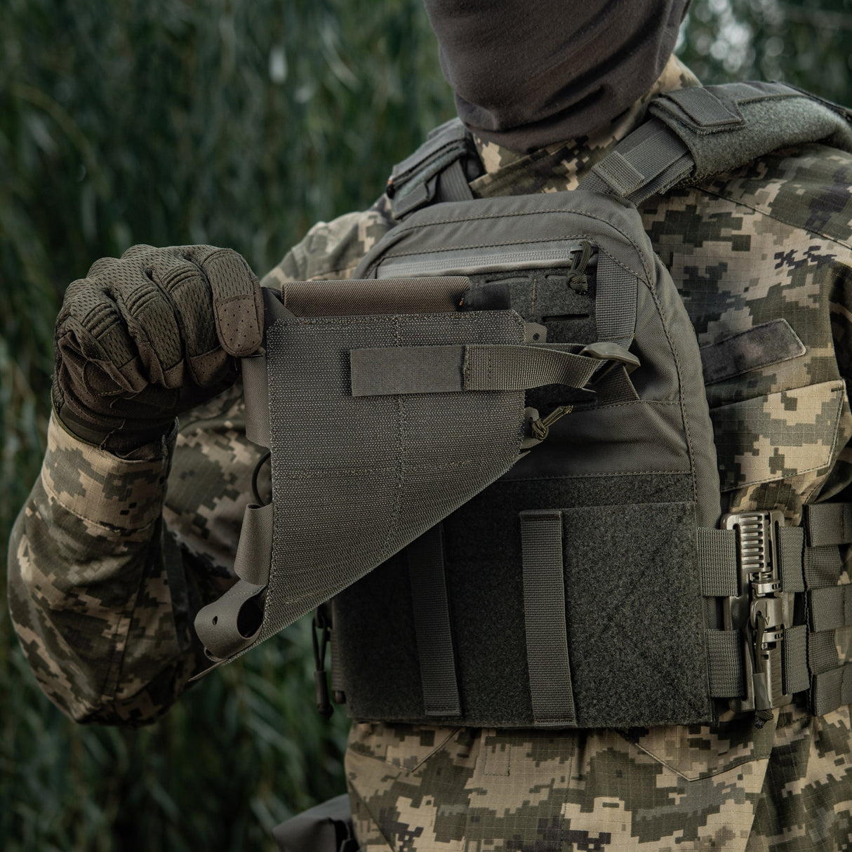 M-Tac Front Panel for Cuirass QRS Three Mags Plate Carrier, alternate view 74