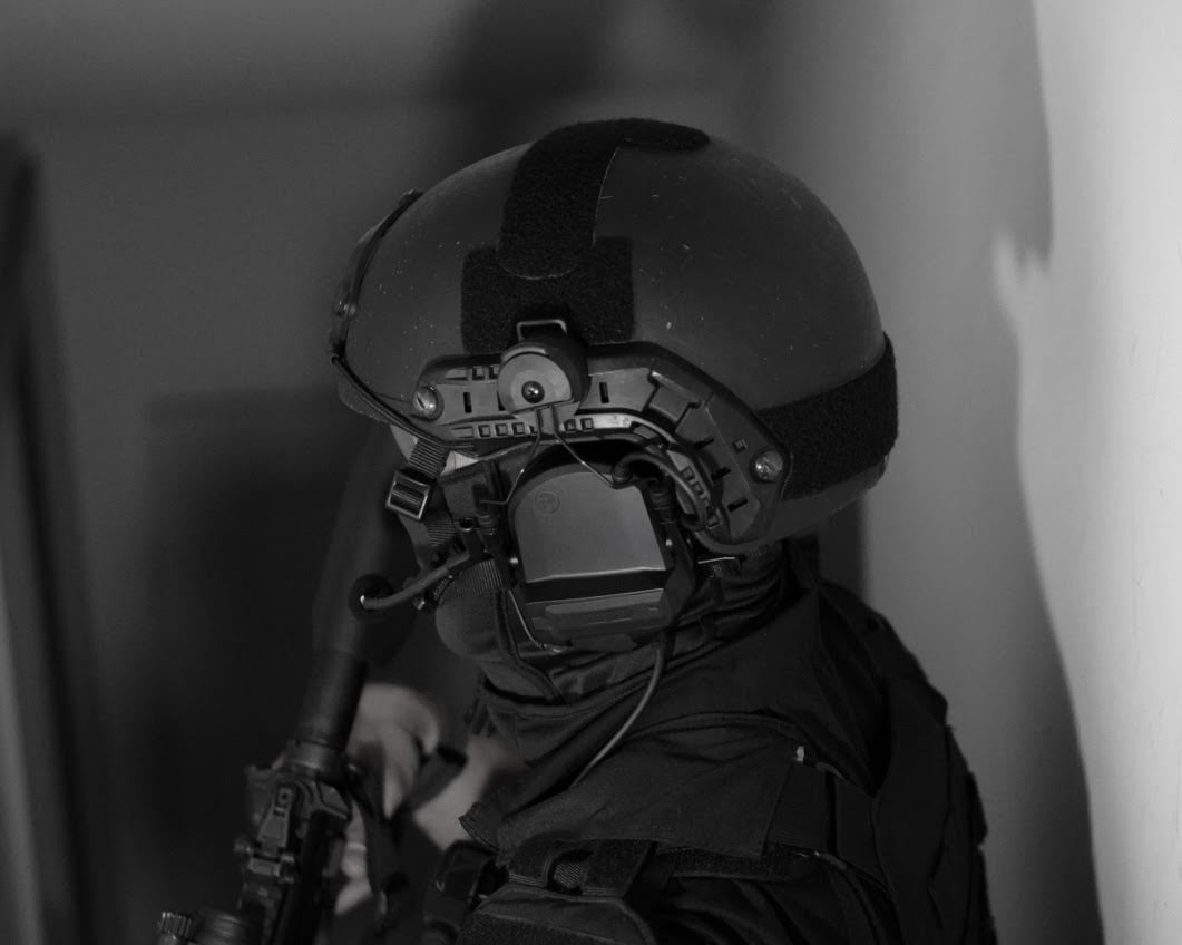 PolTact V1 Taktisches Kommunikations-Headset mit aktivem Gehörschutz - BaoFeng: UV9G, UV9R, UV9R Plus, UV9R Pro, BF-A58, BF-558, BF-N9, UV-XR, GT-3WP, BF-9700, UV-5S, BF-R760, UV-82WP