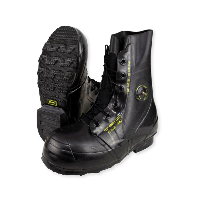 GI Extreme Cold Weather Mickey Mouse Boots W/ Valve, 6R