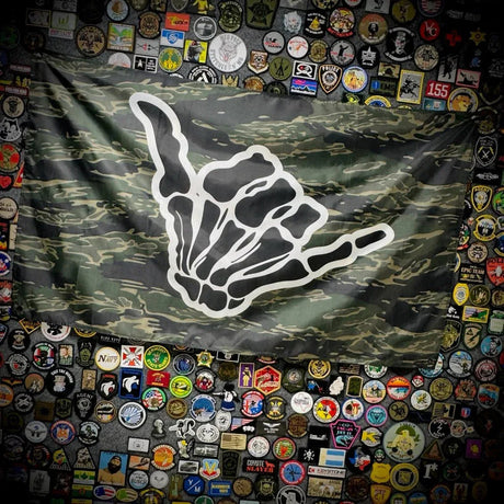Hang Ten - 3'x5' - Wall Banner - Tiger Strip, alternate view 2