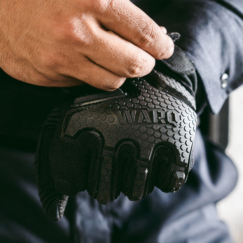 WARQ protective gloves flexibility and dexterity detail
