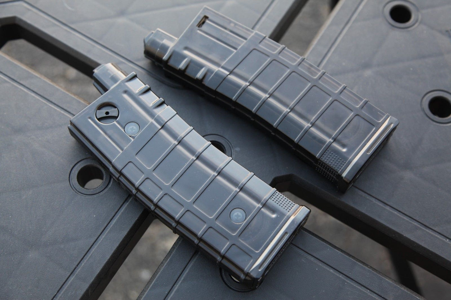 MAXTACT 18 Round magazine - Smoke Black - 2 each — alternate view 2