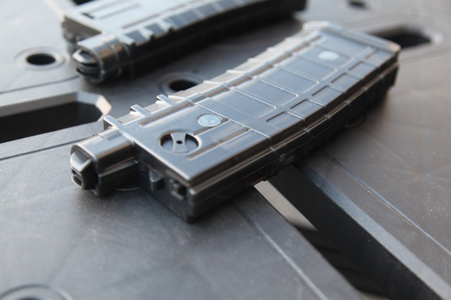 MAXTACT 18 Round magazine - Smoke Black - 2 each — alternate view 5